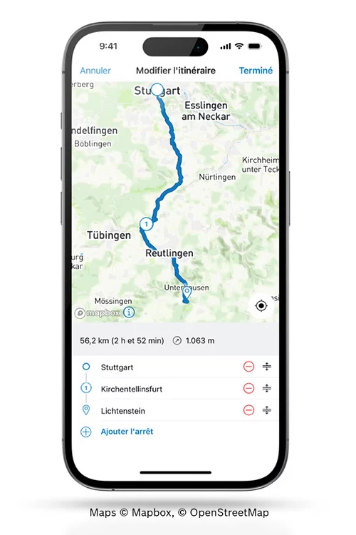 Sur un smartphone recadré, vous pouvez voir une carte montrant un itinéraire.