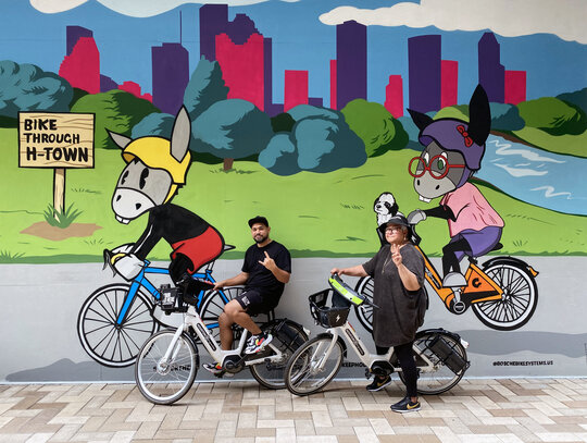 Houston Mural with artists Donkeeboy and Donkeemom and eBikes