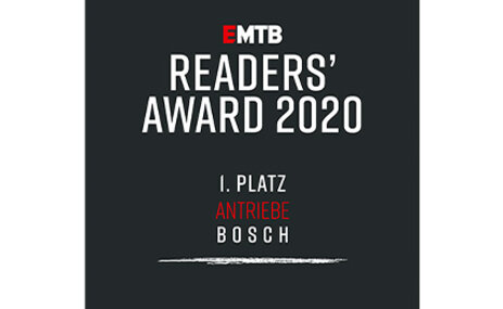 Icon mit dem Text „EMTB READERS' AWARD 2020 1. PLATZ ANTRIEBE BOSCH“ in weißer und roter Schrift auf dunkelgrauem Hintergrund.