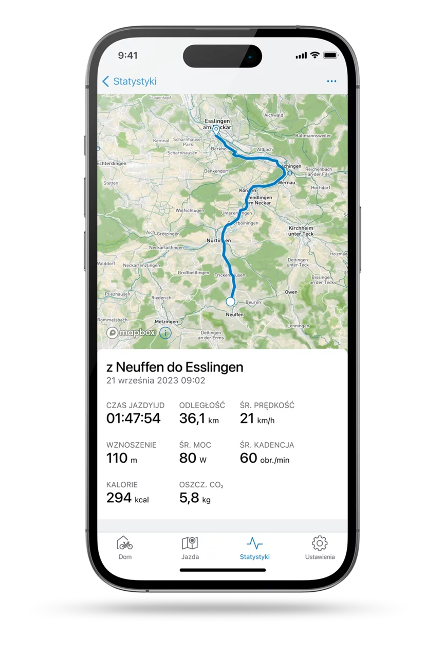 Smartfon z otwartą trasą i nawigacją w aplikacji eBike Flow.