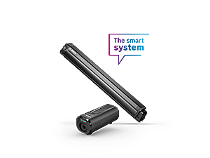 Freigestellte PowerMore 250 und PowerTube 750 auf hellgrauem Hintergrund mit Sprechblase 'Das smarte System'.