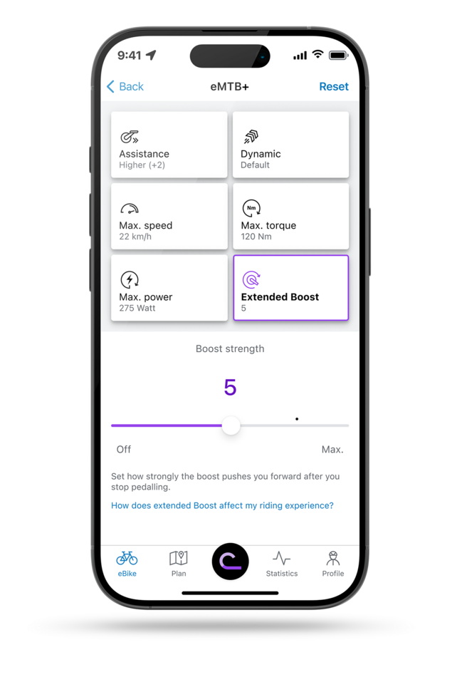 Die eBike Flow App wird mit Anzeige der Performance Einstellung abgebildet. Es werden Einstellungen zum Extended Boost getroffen.