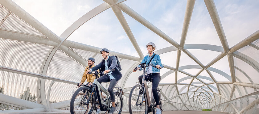 Group with eBikes from Bosch