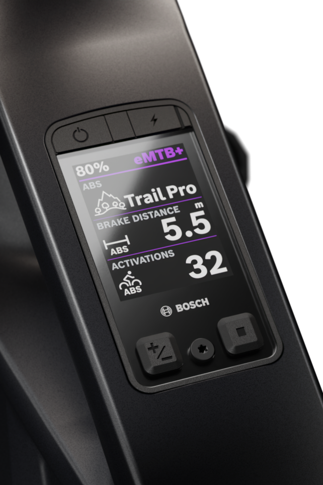 The display Kiox 400C is integrated into the black frame of an eBike, with the illustration set against a white background. The display provides information on the ABS mode setting, the braking distance of the ABS in meters, and the number of ABS activations.