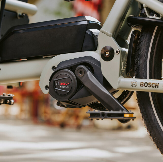 Nahaufnahme der Cargo Line an einem hellgrauen eBike.