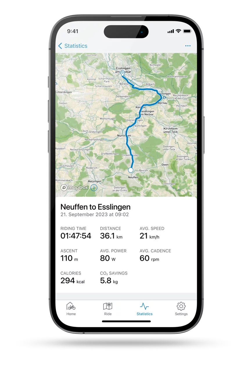 Unrestricted Smartphone with open route and Navigation in the eBike Flow App.