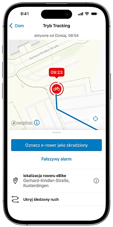 Wyświetlanie eBike Pass w aplikacja eBike Flow na przyciętym smartfonie, obok rower ze wspomaganiem elektrycznym / e-rower oraz istotnych informacji.