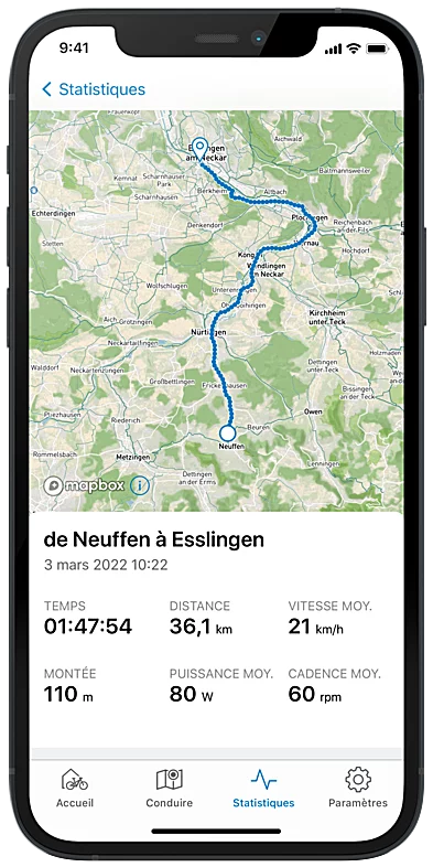 Capture d'[écran] du [display] smartphone, montrant l'itinéraire de Neuffen à Esslingen dans l'application [eBike Flow], avec les paramètres associés.