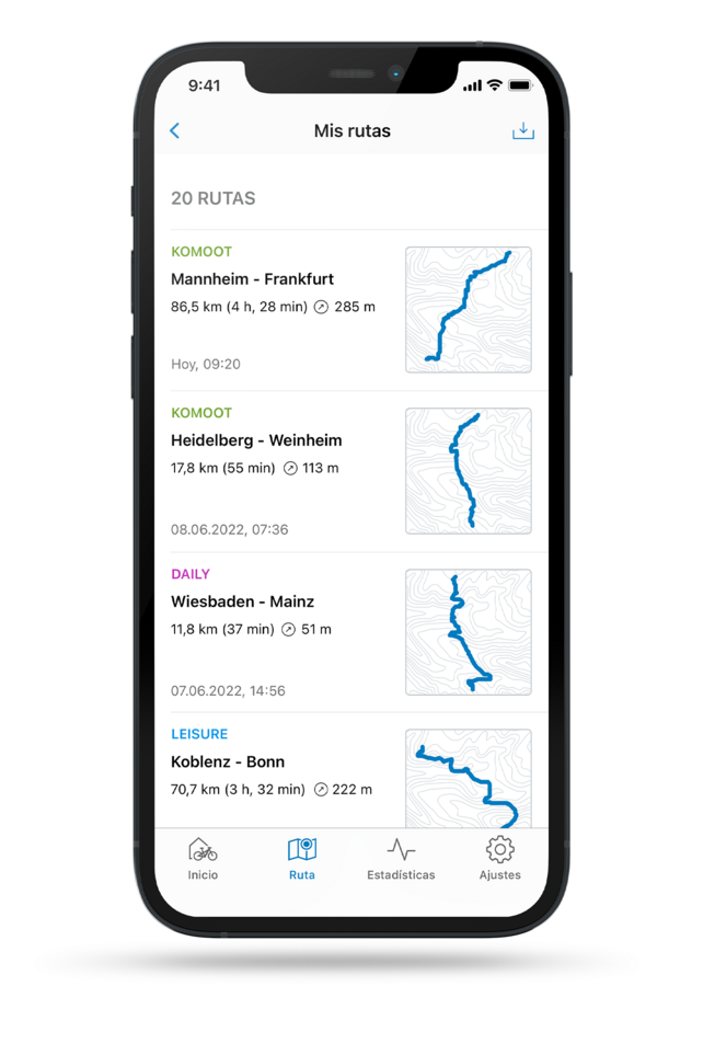 Captura de pantalla de un teléfono muestra las rutas recorridas, registradas en la aplicación eBike Flow, con detalles sobre distancia, hora y modo (perfil de ruta).