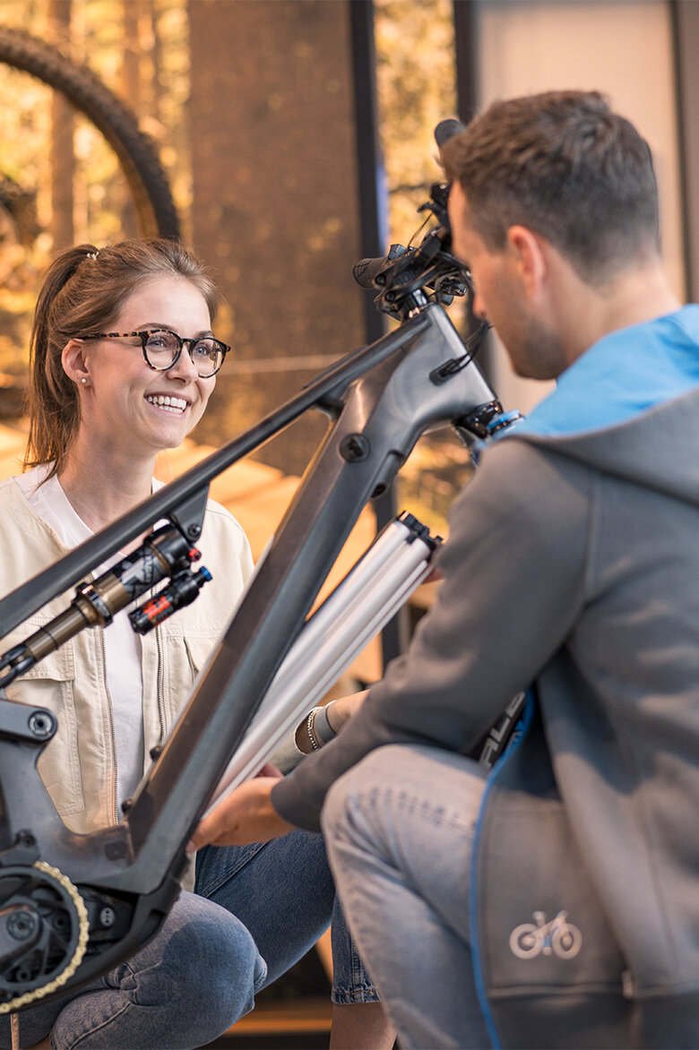 Bosch eBike Flow-app fremhevet med integrerte smarte systemer tilkoblingsmulighet og mobile grensesnitt.