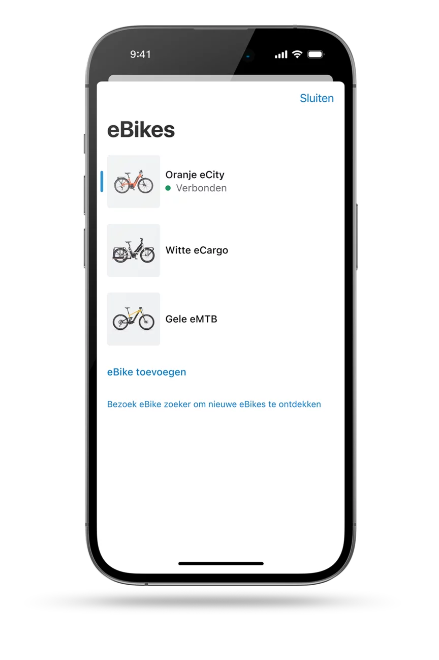 eBike Flow-app-scherm weergegeven als een uitsnede. Het scherm toont de digitale garage van de eBike Flow-app, die drie verschillende eBike-modellen weergeeft.