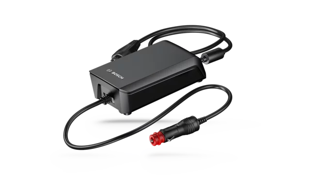Le Travel Charger de Bosch eBike Systems isolé sur fond blanc.