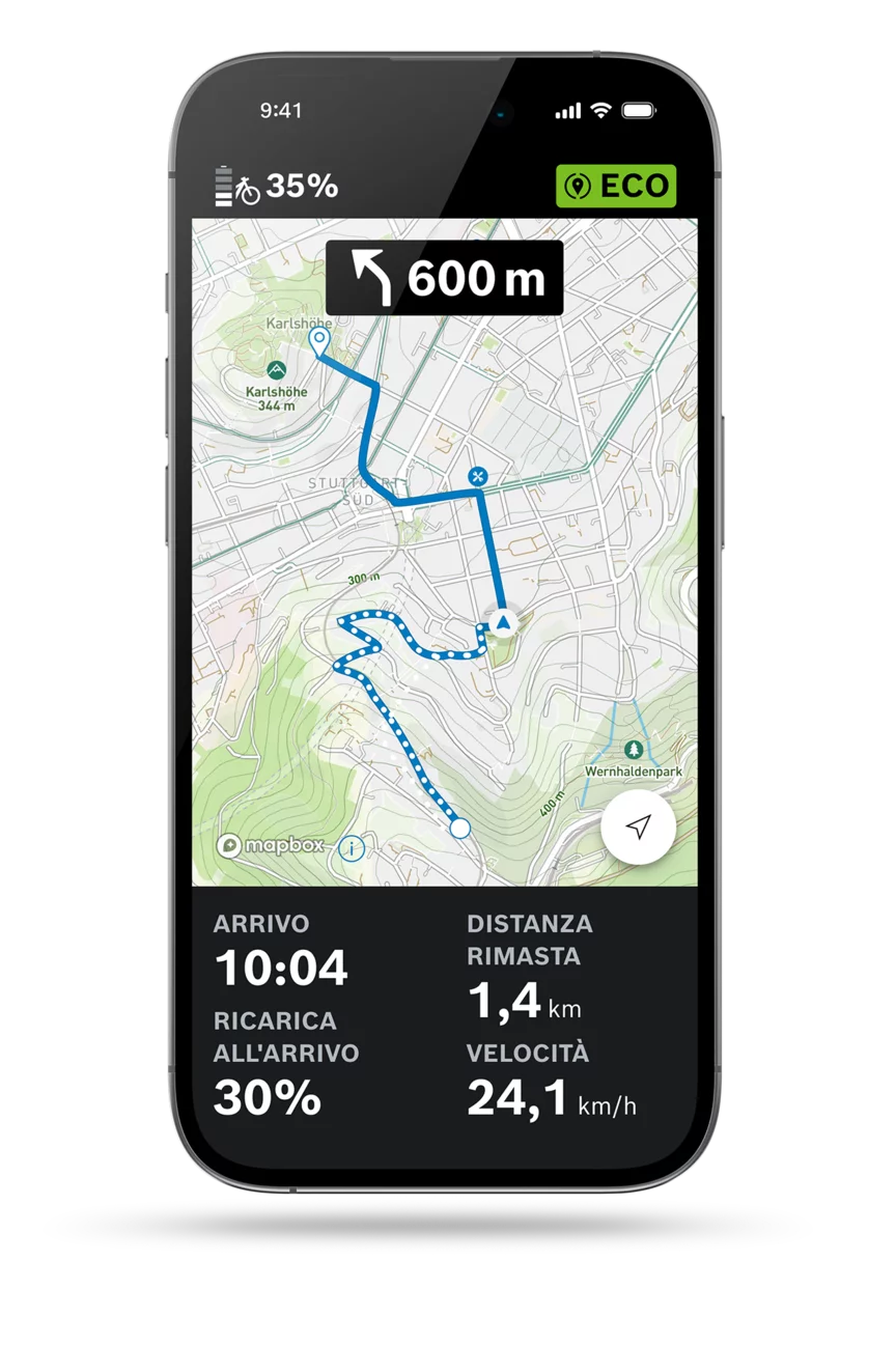 Visualizzazione facoltativa dell'app eBike Flow su sfondo grigio chiaro con percorso aperto mostra su cui è attualmente visualizzato un percorso navigazione insieme all'orario di arrivo, alla distanza rimanente, velocità e la carica della batteria.