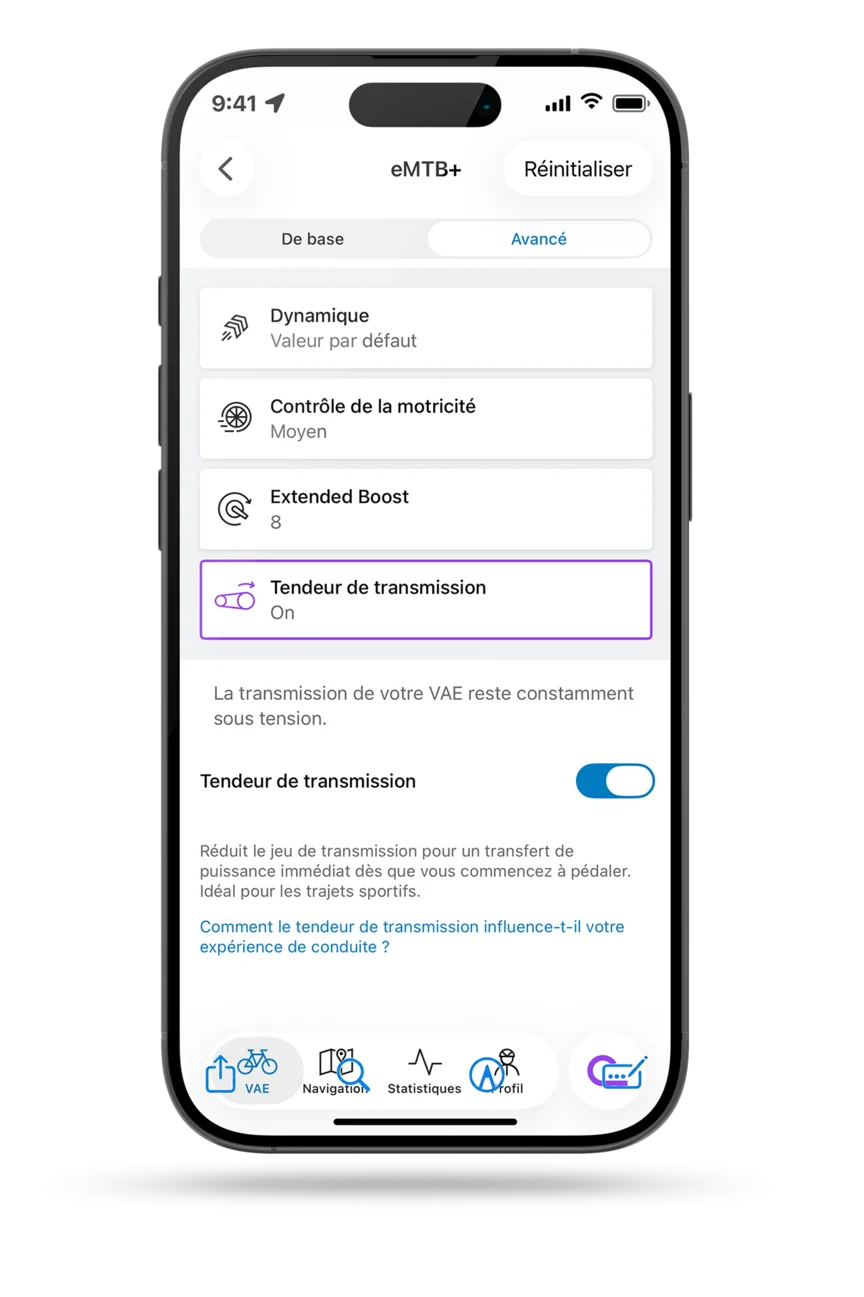 Capture d’écran des réglages du mode application eBike Flow VTT AE+. Le menu « Avancé » permet d’ajuster la dynamique, le contrôle de traction, le Extended Boost et le tendeur de la transmission. Le tendeur de transmission est sélectionné, ce qui maintient la transmission du vélo électrique en tension constante.