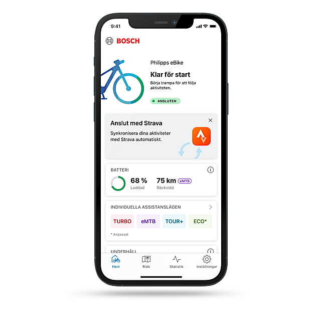 En fristående smartphone med öppen eBike Flow-app och instruktioner om att koppla samman med Strava-appen.