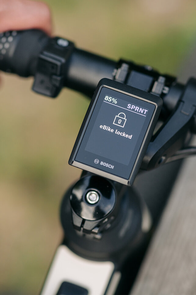 The Kiox display on an eBike indicates that the eBike is locked.